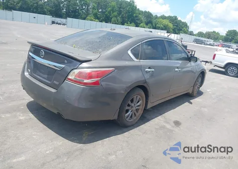 2015 Nissan Altima 2.5 S из США, поврежденный, VIN 1N4AL3APXFN921913